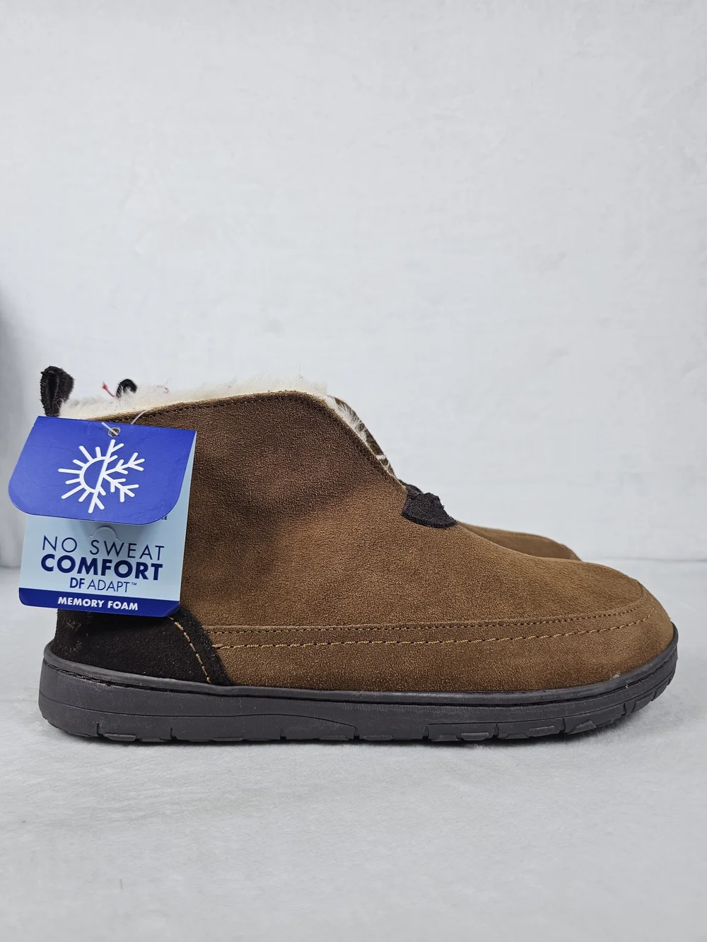 Dearfoams Mens 12 Genuine Suede Notch Boot Slippers Chestnut Brown Memory Foam